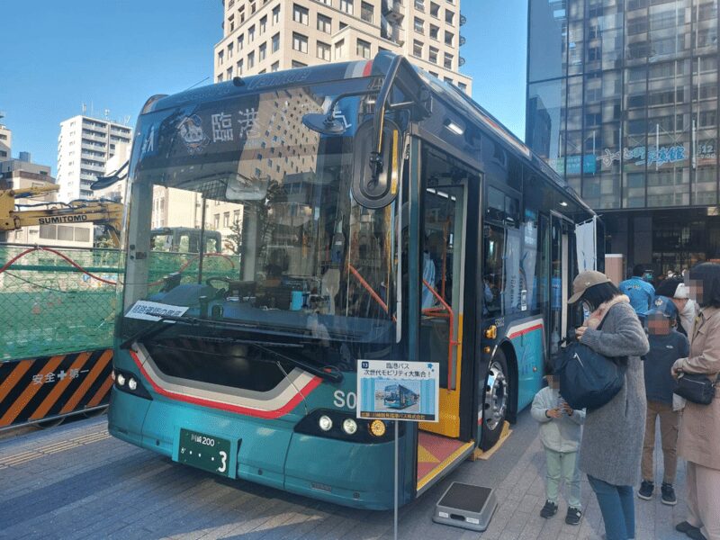 川崎鶴見臨港バスの大型EⅤバス