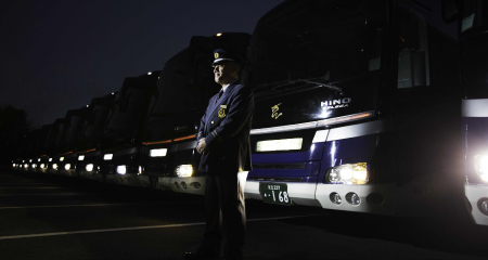 株式会社ジョイフル観光／大阪営業所のバス運転手