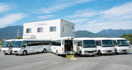 菰野東部交通株式会社／三重営業所の所有するバス