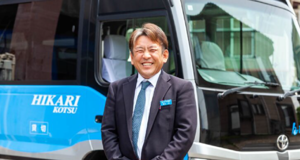 ひかり交通株式会社のバス運転手